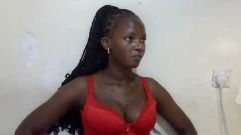 Snapshot of realqueen_ chatting on 2, 3, 2025 queen online show from 2, 3, 2025