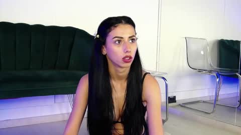 rebbeccaray online show from 26, 11, 2025