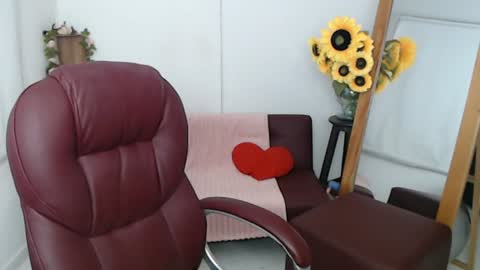 REBECA online show from 14, 6, 2026