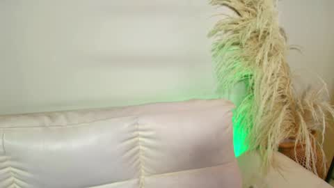 Rebeca Williams online show from 12, 2, 2025