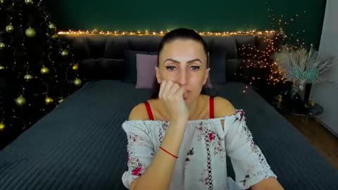 rebecca_diamonds online show from 22, 1, 2025