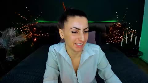 rebecca_diamonds online show from 12, 2, 2026