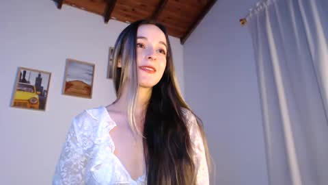 Snapshot of rebecca_johonsonn chatting on 8, 3, 2026 Becca Johnsoon online show from 8, 3, 2026