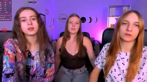 rebecca_smile_ online show from 5, 12, 2025