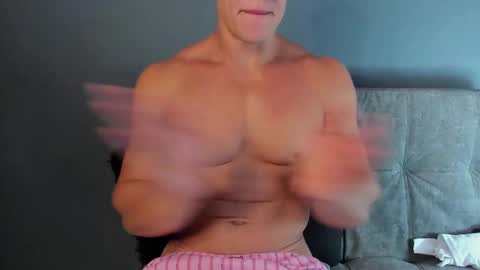 twitter REECET26 instagram RECCETAYLOR online show from 12, 9, 2025