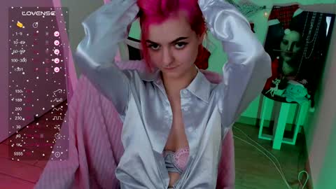 Bestie online show from 1, 1, 2025