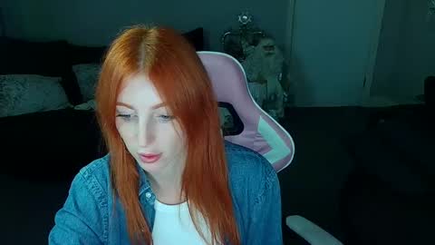 Snapshot of red_firesquirt chatting on 24, 12, 2024 Red - online show from 24, 12, 2024