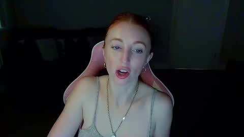 Snapshot of red_firesquirt chatting on 7, 1, 2025 Red - online show from 7, 1, 2025
