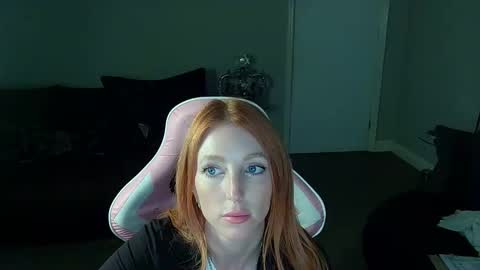 Snapshot of red_firesquirt chatting on 22, 9, 2025 Red - online show from 22, 9, 2025