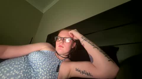 red_hot_foxx03 online show from 20, 5, 2026
