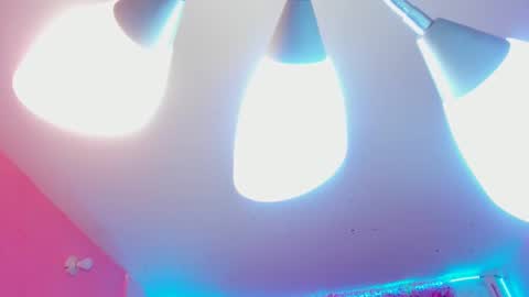 Luna online show from 10, 1, 2025