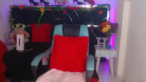 Luna online show from 14, 1, 2025