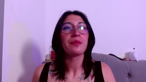 IG   OF red moonn online show from 18, 2, 2025