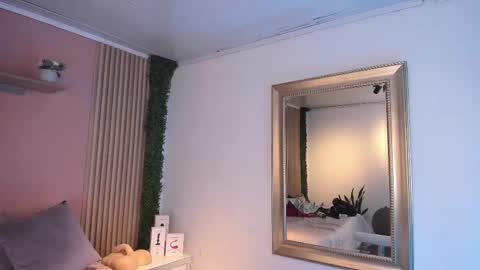 Stefany    online show from 13, 2, 2025