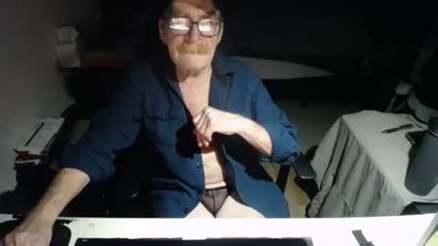Red online show from 10, 5, 2026