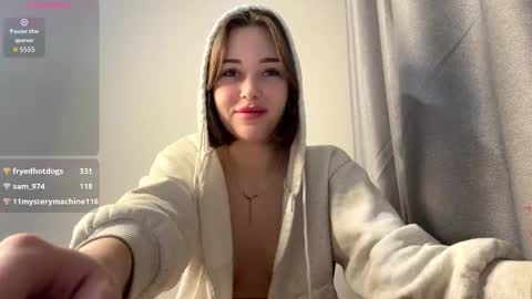 Mia online show from 10, 1, 2026