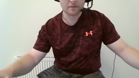 Snapshot of redbwc96 chatting on 8, 3, 2025 redbwc96 online show from 8, 3, 2025