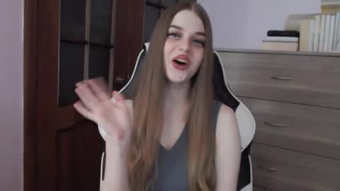 Lily online show from 6, 1, 2026