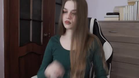 Lily online show from 7, 1, 2026