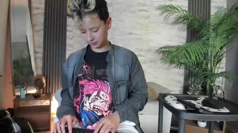 redhood_1_ online show from 28, 3, 2026