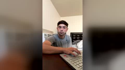 RedManMoans online show from 15, 6, 2026