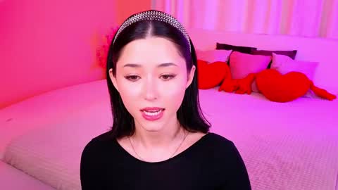Snapshot of redmidnight_ chatting on 13, 5, 2026 Kiara online show from 13, 5, 2026