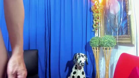 Snapshot of redroomxx chatting on 8, 2, 2025 MIA online show from 8, 2, 2025