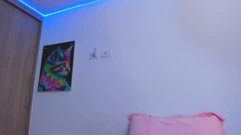 redski77 online show from 6, 3, 2025