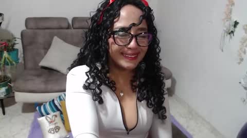 Snapshot of redvelvet_25 chatting on 2, 3, 2026 Velvet online show from 2, 3, 2026