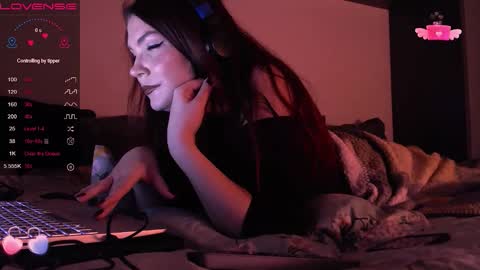 Red online show from 21, 11, 2025