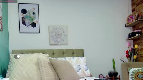 Yanella online show from 14, 4, 2026