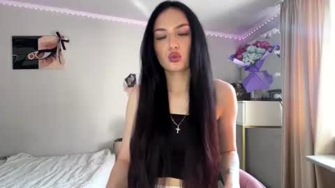 Snapshot of reginavandivier chatting on 23, 6, 2026 Amelia online show from 23, 6, 2026