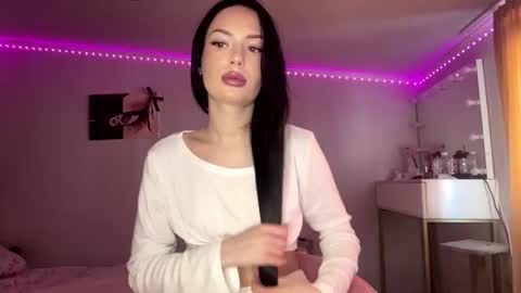 Snapshot of reginavandivier chatting on 20, 7, 2026 Amelia online show from 20, 7, 2026