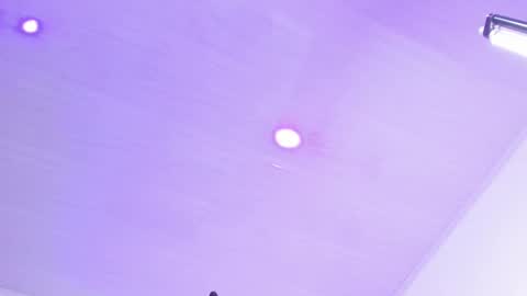 Reika  online show from 18, 9, 2025