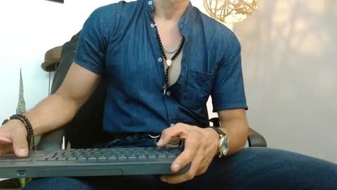 Snapshot of reiko_85_ chatting on 23, 1, 2025 REIKO online show from 23, 1, 2025