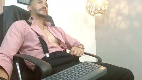 Snapshot of reiko_85_ chatting on 28, 1, 2025 REIKO online show from 28, 1, 2025