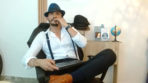 Snapshot of reiko_85_ chatting on 29, 9, 2025 REIKO online show from 29, 9, 2025