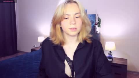 RemiPeach online show from 19, 5, 2026