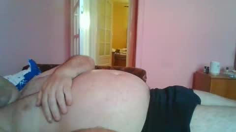 Snapshot of remus60 chatting on 6, 11, 2025 remus60 online show from 6, 11, 2025