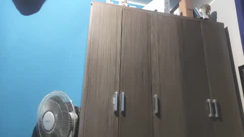 Snapshot of remy_g chatting on 13, 1, 2025 Remy online show from 13, 1, 2025