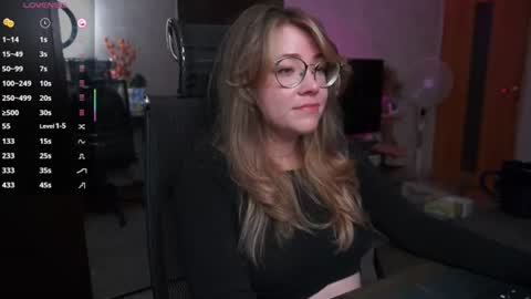 Snapshot of remywild chatting on 19, 7, 2026 RemyWild online show from 19, 7, 2026
