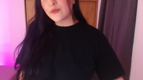 Snapshot of renata_ruiz chatting on 7, 2, 2026 online show from 7, 2, 2026