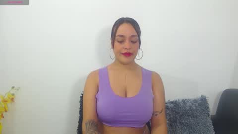 renatabrownn28 online show from 21, 4, 2026