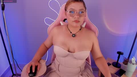 Renata Jones online show from 5, 5, 2026