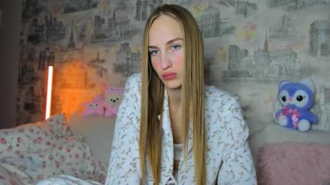 Rina online show from 19, 10, 2025