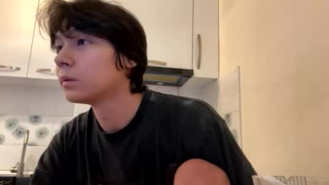 Aiqo online show from 28, 10, 2025