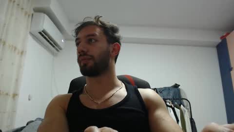 Snapshot of revivedunknown chatting on 25, 12, 2024 Chris online show from 25, 12, 2024