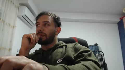 Snapshot of revivedunknown chatting on 17, 1, 2025 Chris online show from 17, 1, 2025