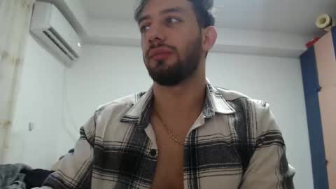 Snapshot of revivedunknown chatting on 31, 1, 2025 Chris online show from 31, 1, 2025