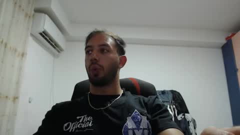 Snapshot of revivedunknown chatting on 12, 9, 2025 Chris online show from 12, 9, 2025